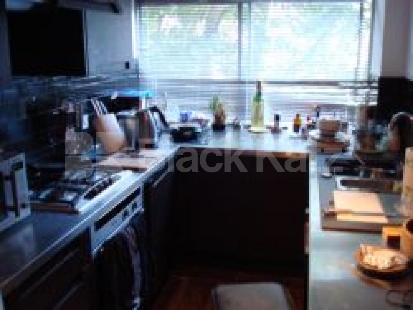 			New Instruciton, 2 Bedroom, 1 bath, 1 reception Flat			 Linden Gardens, NOTTINGHILL